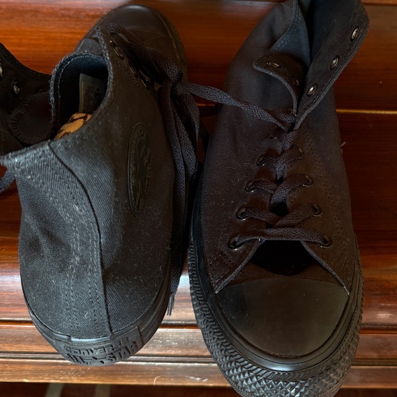 Men’s size 13 Converse Chuck Taylor All Star black classic high top sneakers - Picture 9 of 11